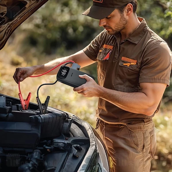 پاوربانک و جامپ استارتر خودرو  10000 میلی آمپر گرین لاین Green Lion Flex Power GNFLXJUMP10GY