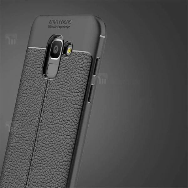 قاب محافظ ژله ای طرح چرم Samsung Galaxy J6 2018 مدل Auto Focus