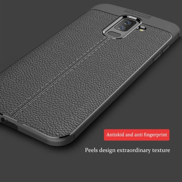 قاب محافظ ژله ای طرح چرم Samsung Galaxy J8 2018 مدل Auto Focus