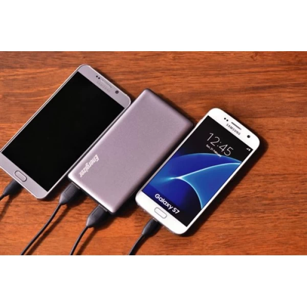 پاوربانک 15000 میلی آمپر انرجایزر Energizer UE 15002CQ